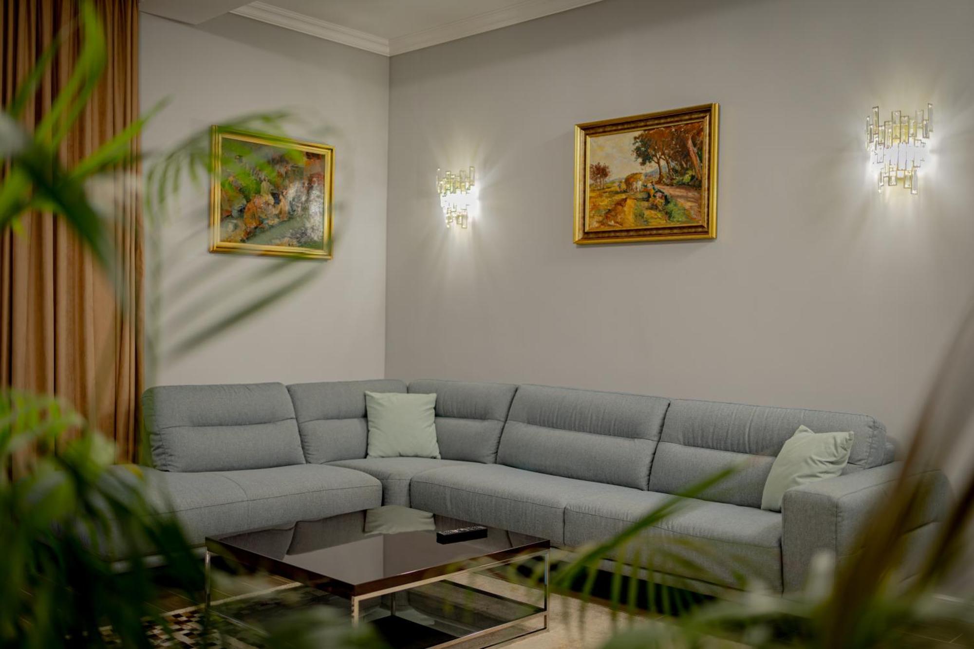 Therme Criss Balotešti Exteriér fotografie